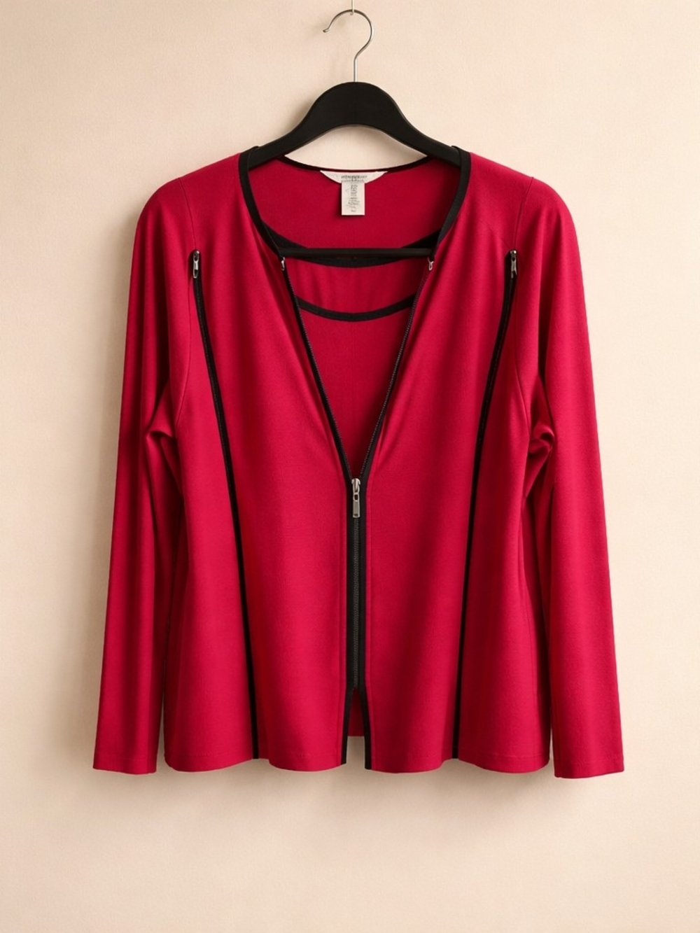 Misook Women’s Zip-Front Long Sleeve Top in Red With Tank To Match